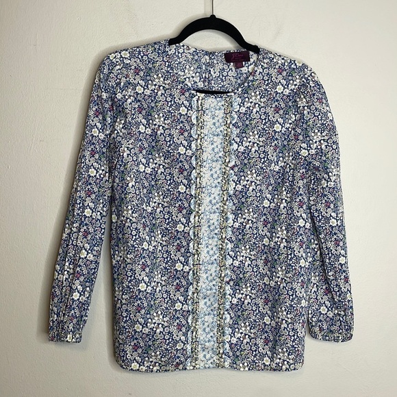 J. Crew x Liberty | Scalloped Detail Floral Long Sleeve Top Keyhole Back Size XS - Picture 1 of 9